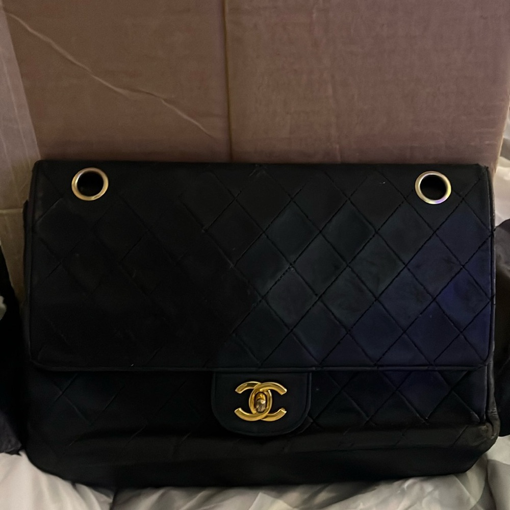 Authentic Vintage Chanel medium double flap